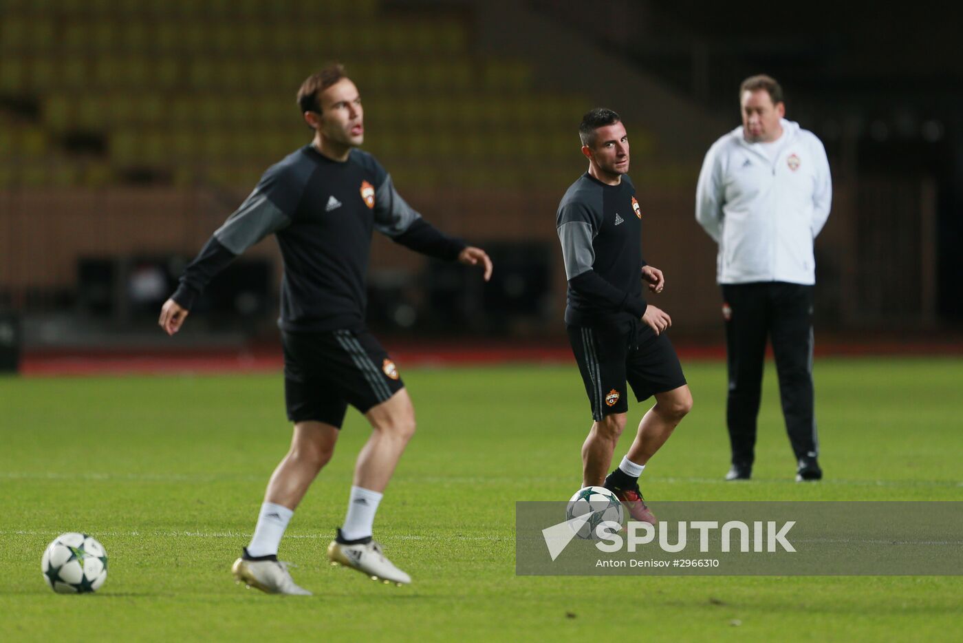 Football. Champions League. CSKA's training session