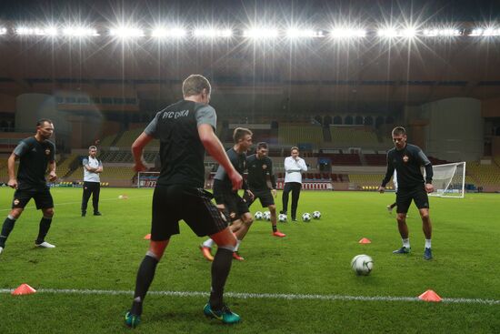 Football. Champions League. CSKA's training session