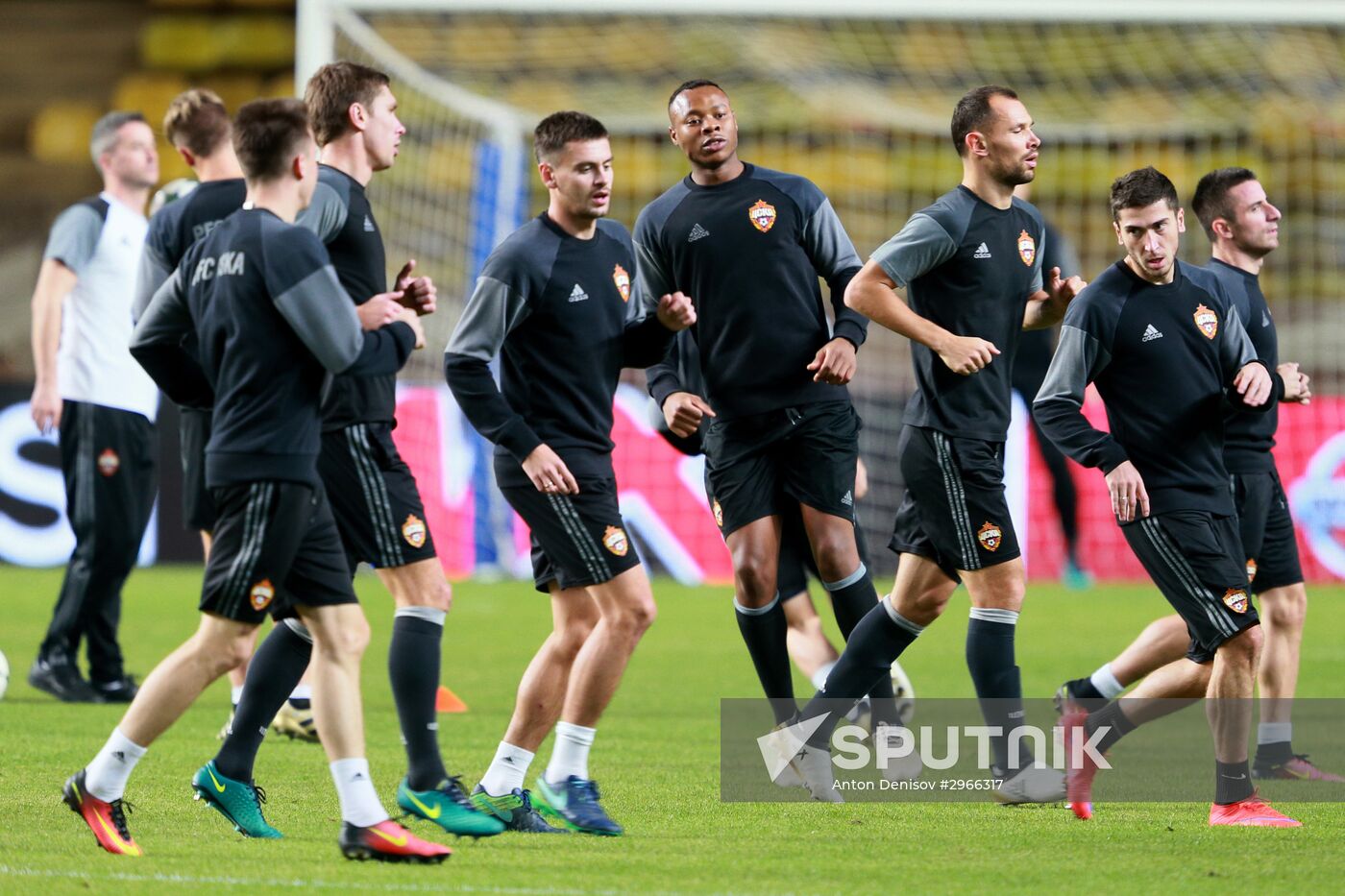 Football. Champions League. CSKA's training session