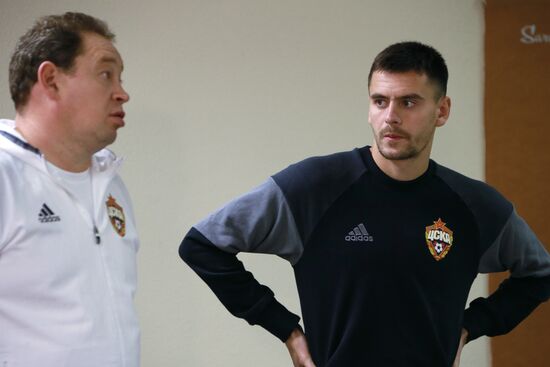 Football. Champions League. CSKA's training session
