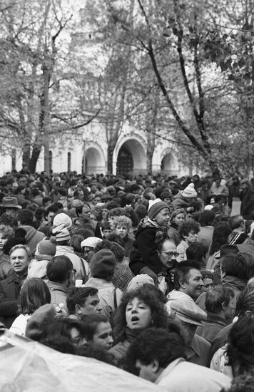 Art exhibition in Izmailovo