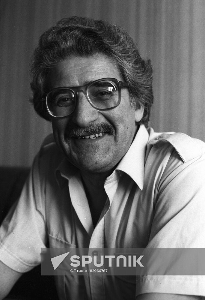 Professor Nodary Simonia