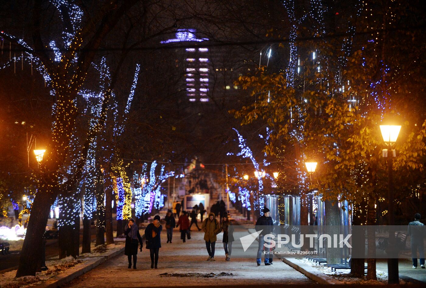 Evening highlighting in Moscow streets