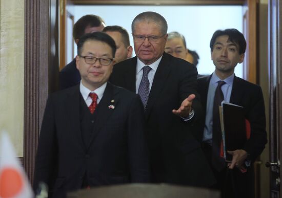 Russian Minister of Economic Development Alexei Ulyukayev meets with Hiroshige Seko