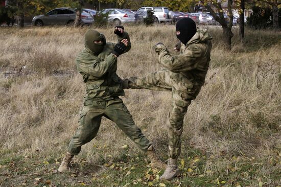 Exhibition performance of border guards in Crimea