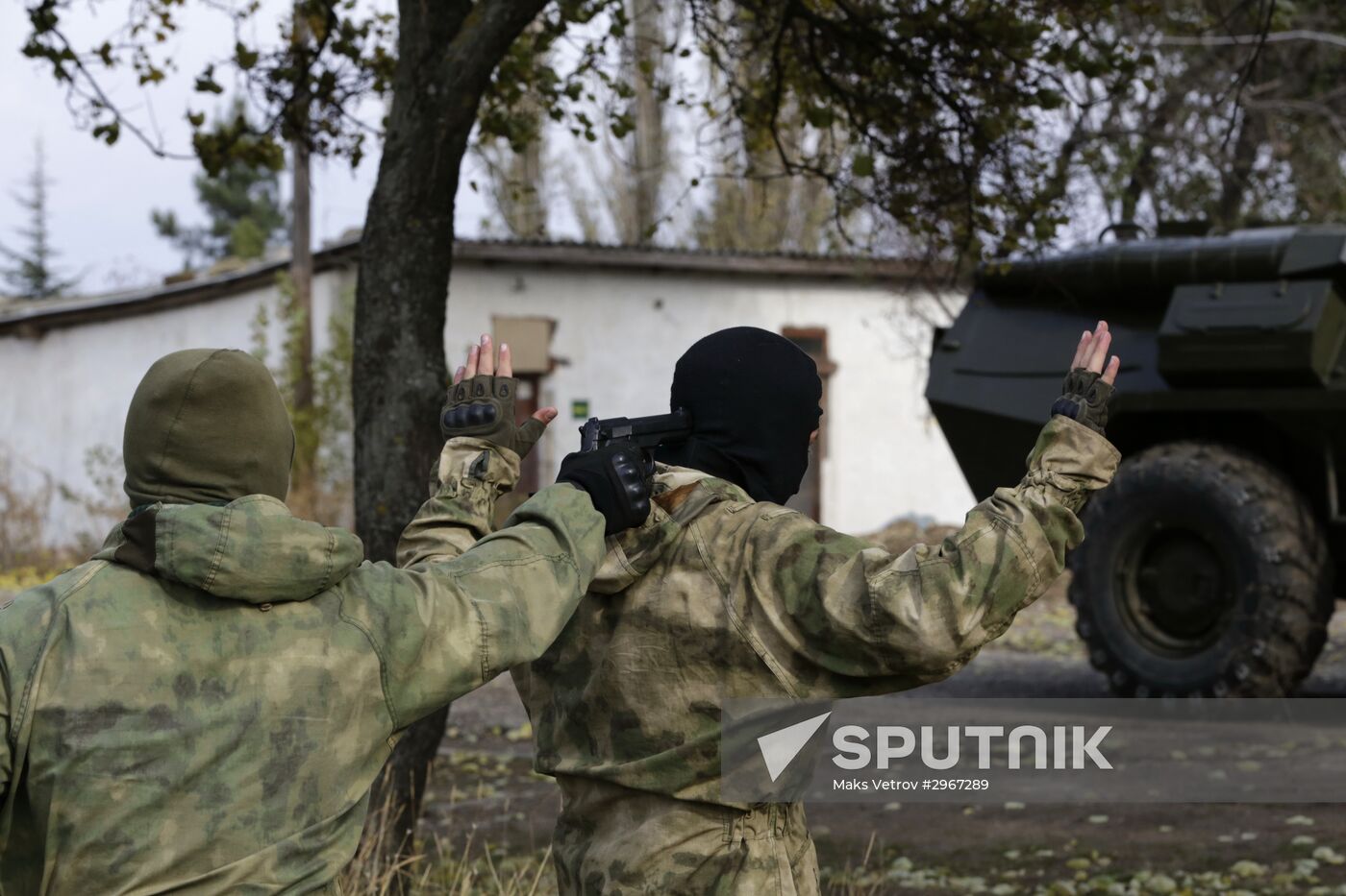 Exhibition performance of border guards in Crimea