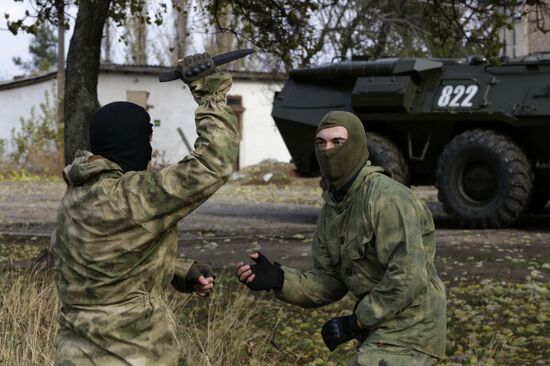 Exhibition performance of border guards in Crimea