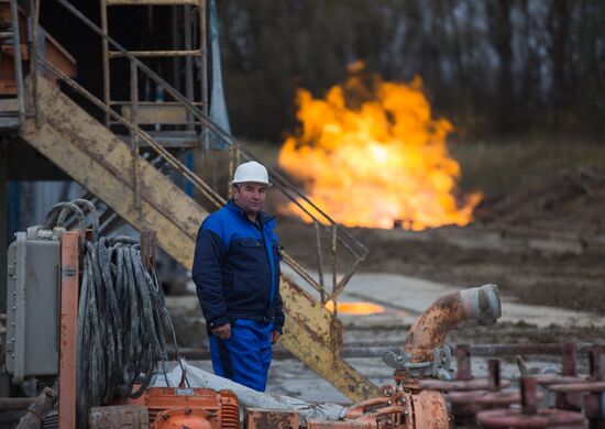 Gas extraction at Kolodnitskoye gas field in Lviv Region