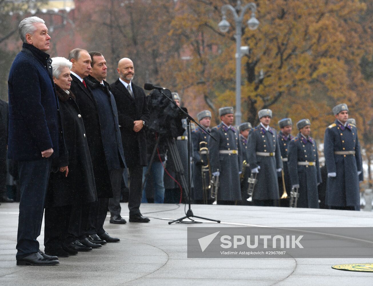 Russian President Vladimir Putin, Prime Minister Dmitry Medvedev attend ceremony to unveil Prince Vladimir monument in Moscow