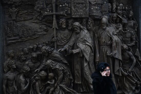 Prince Vladimir monument unveiled in Moscow