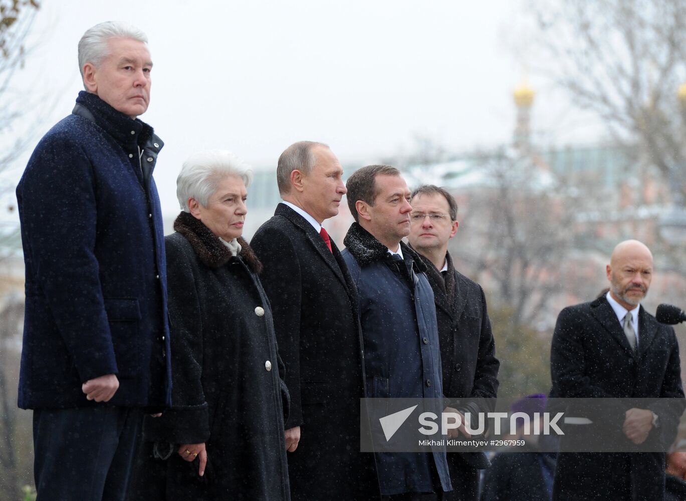 Russian President Vladimir Putin, Prime Minister Dmitry Medvedev attend ceremony to unveil Prince Vladimir monument in Moscow