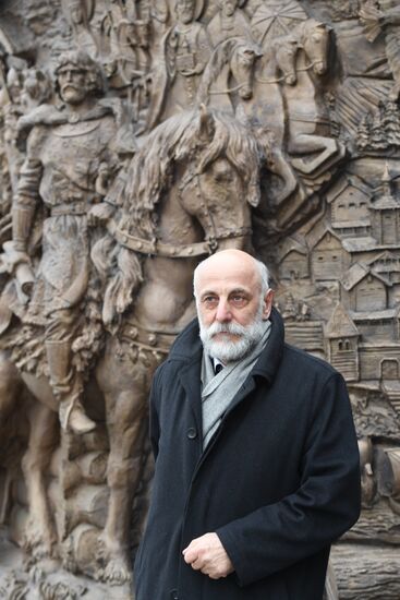 Prince Vladimir monument unveiled in Moscow