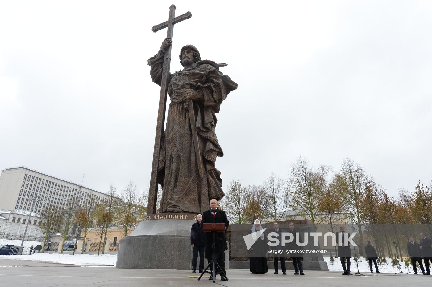 Russian President Vladimir Putin, Prime Minister Dmitry Medvedev attend ceremony to unveil Prince Vladimir monument in Moscow