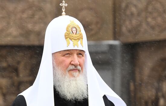 Prince Vladimir monument unveiled in Moscow