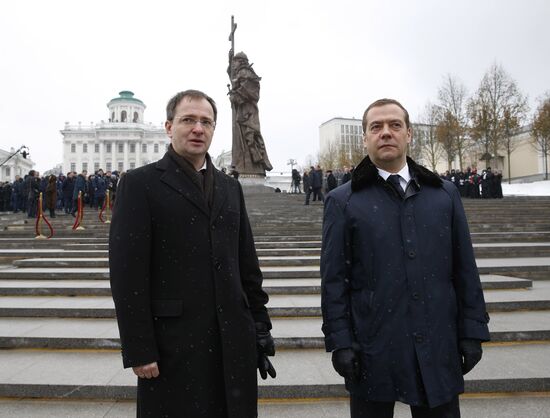 Russian President Vladimir Putin, Prime Minister Dmitry Medvedev attend ceremony to unveil Prince Vladimir monument in Moscow
