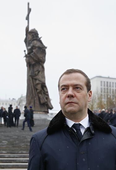Russian President Vladimir Putin, Prime Minister Dmitry Medvedev attend ceremony to unveil Prince Vladimir monument in Moscow