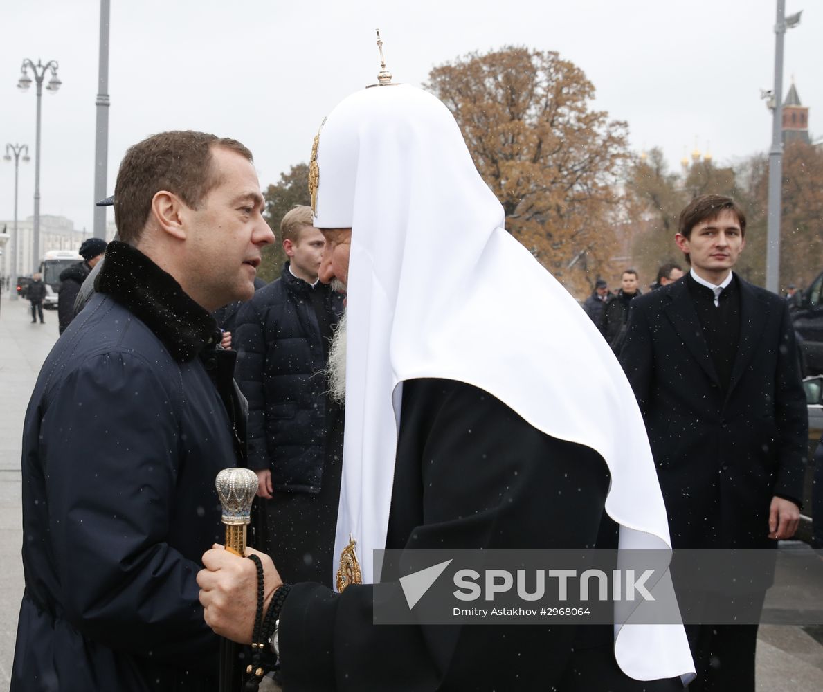 Russian President Vladimir Putin, Prime Minister Dmitry Medvedev attend ceremony to unveil Prince Vladimir monument in Moscow