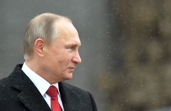 Russian President Vladimir Putin, Prime Minister Dmitry Medvedev attend ceremony to unveil Prince Vladimir monument in Moscow
