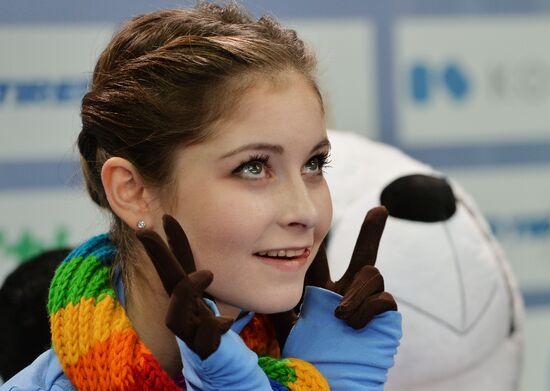 Grand Prix of Figure Skating. Stage 3. Women. Short program