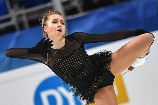 Grand Prix of Figure Skating. Stage 3. Women. Short program