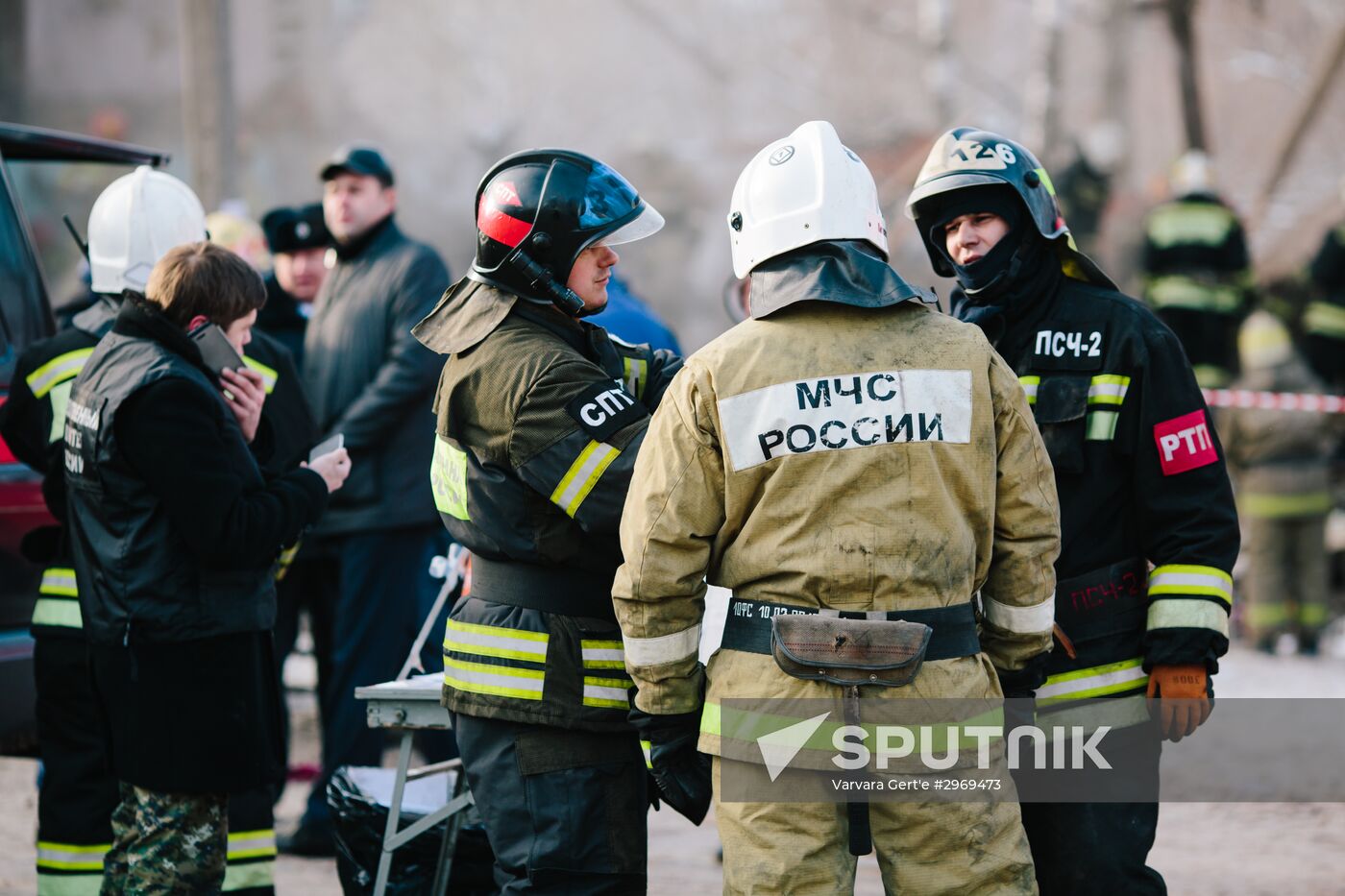 The Emergency Ministry's employees in Minskaya Street, Ivanovo, where a gas explosion took place. Location: Russia, Ivanovo. Author: Varvara Gert'e/Sputnik. Consequences of gas explosion in residential house in Ivanovo