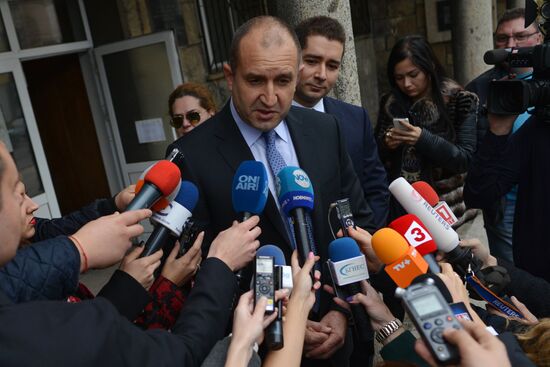 Presidential election and national referendum in Bulgaria