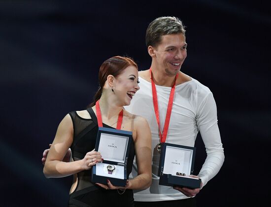 Grand Prix of Figure Skating. Stage 3. Medal ceremony