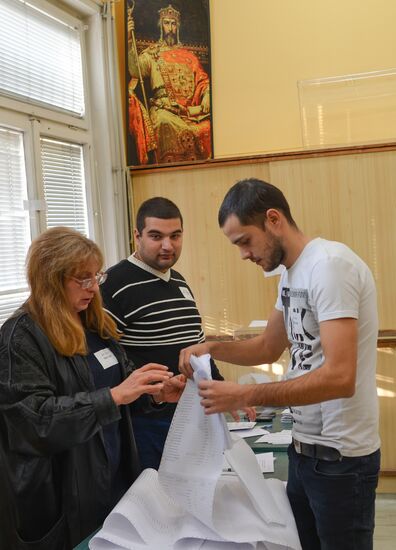 Presidential election and national referendum in Bulgaria