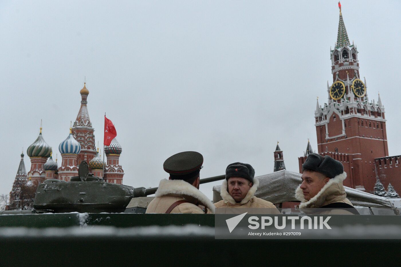 March commemorating 75th anniversary of 1941 military parade on Red Square