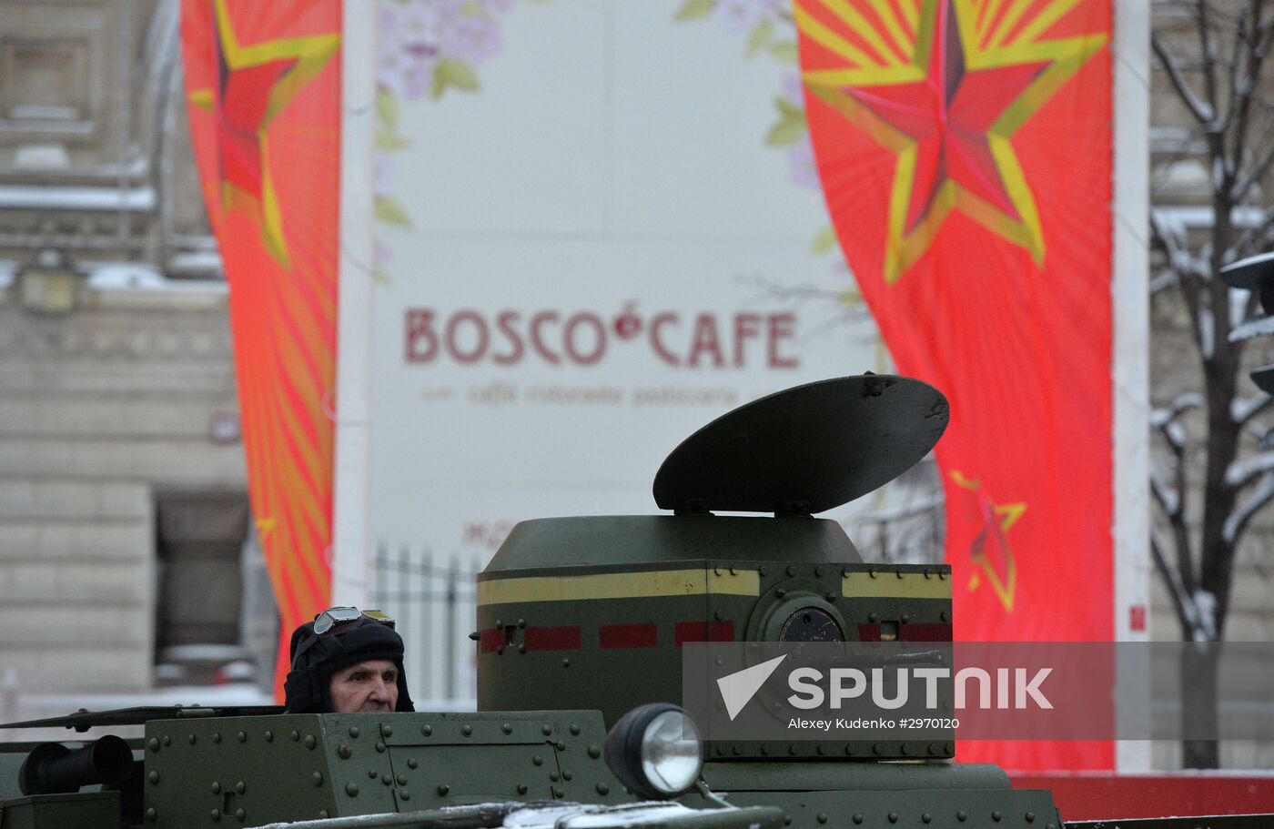March commemorating 75th anniversary of 1941 military parade on Red Square