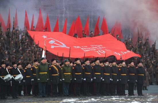 March commemorating 75th anniversary of 1941 military parade on Red Square