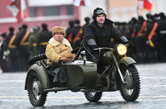March commemorating 75th anniversary of 1941 military parade on Red Square