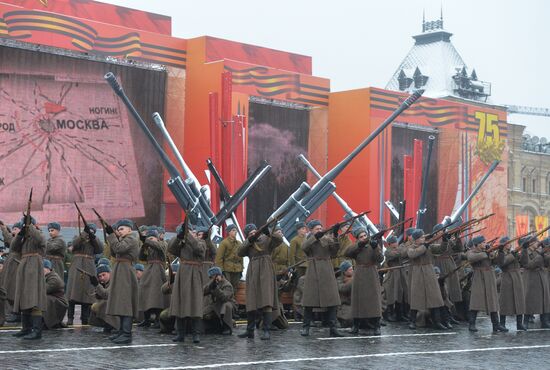 March commemorating 75th anniversary of 1941 military parade on Red Square