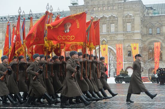 March commemorating 75th anniversary of 1941 military parade on Red Square