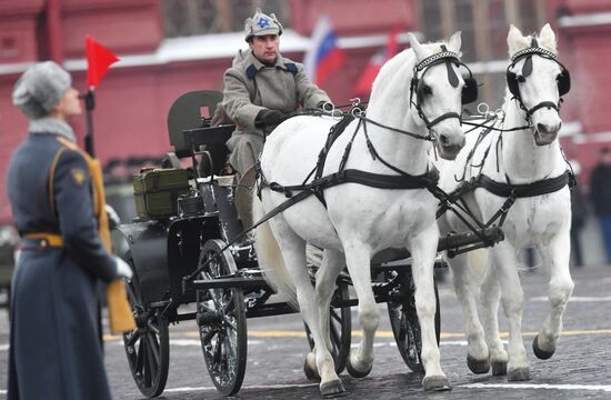 March commemorating 75th anniversary of 1941 military parade on Red Square