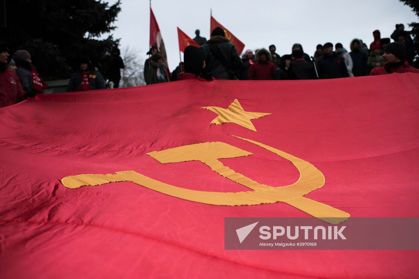 Processions marking 99th anniversary of October Revolution