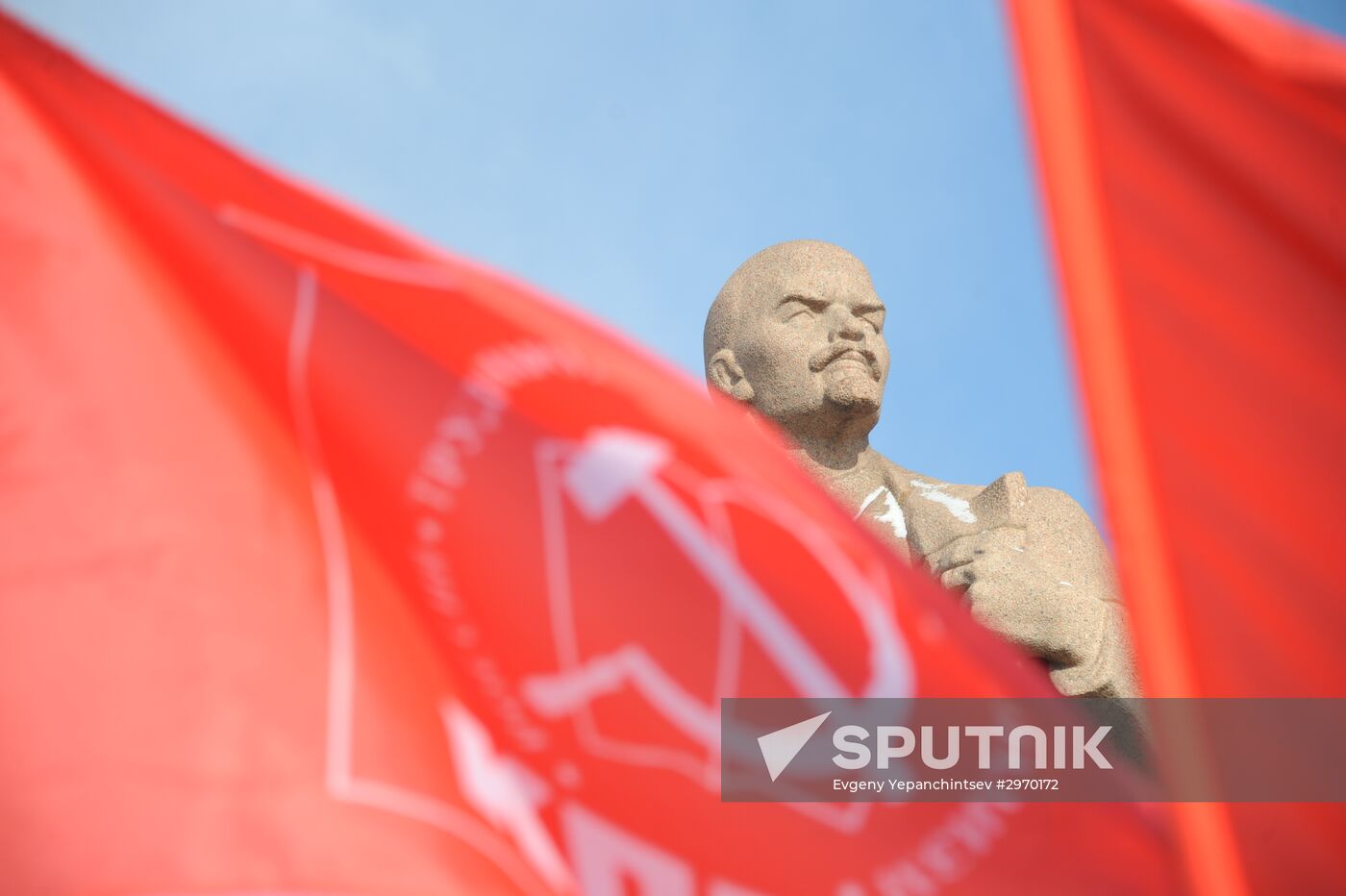 Processions marking 99th anniversary of October Revolution