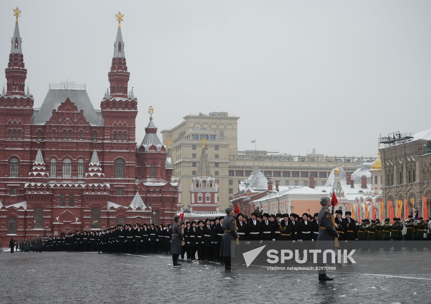 March commemorating 75th anniversary of 1941 military parade on Red Square
