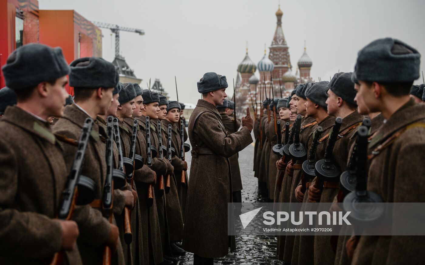 March commemorating 75th anniversary of 1941 military parade on Red Square