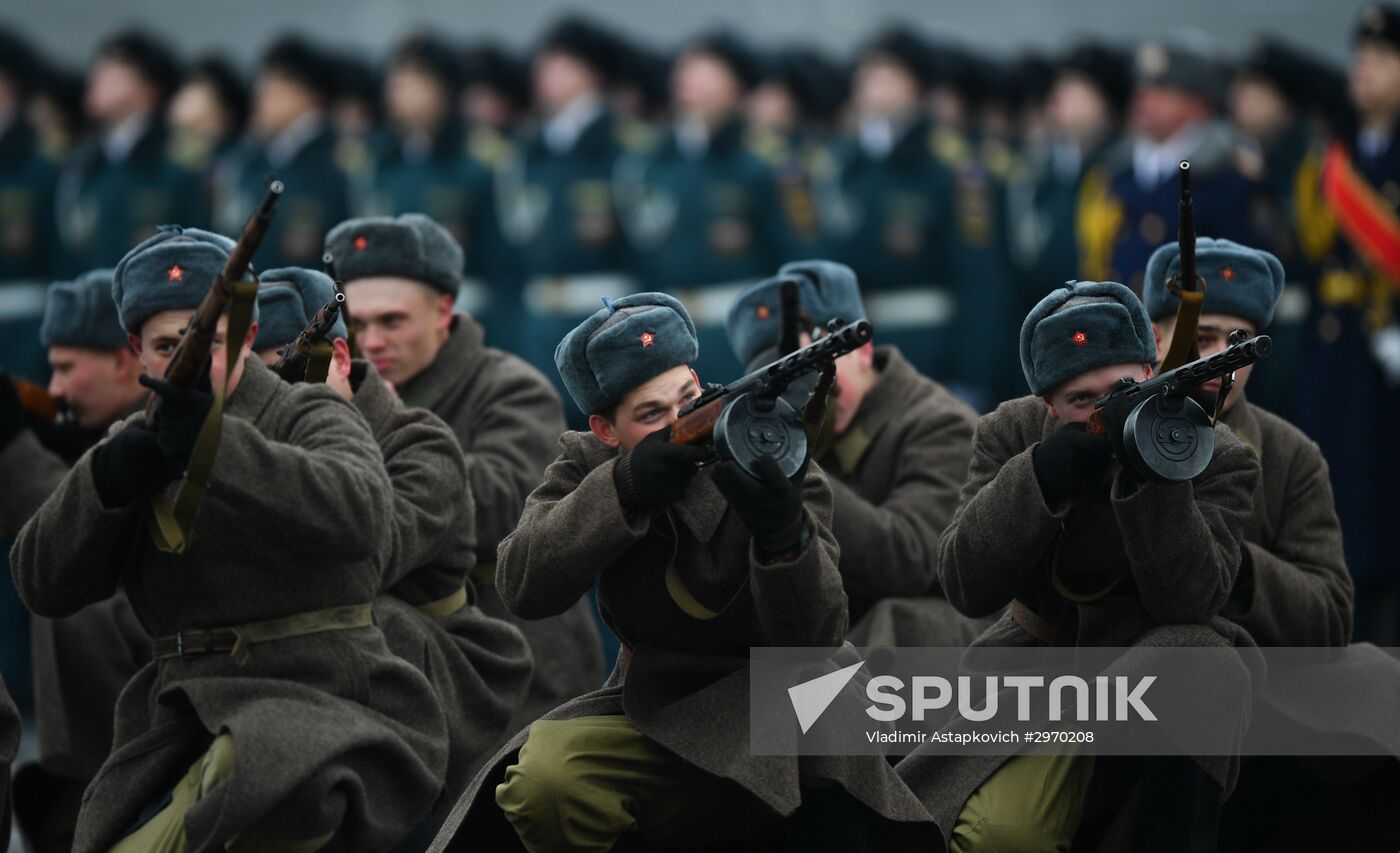 March commemorating 75th anniversary of 1941 military parade on Red Square