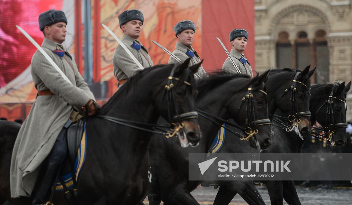 March commemorating 75th anniversary of 1941 military parade on Red Square
