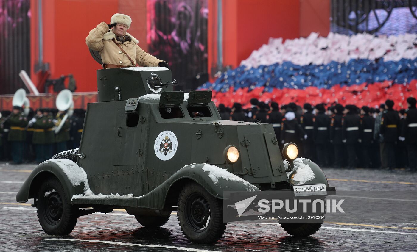 March commemorating 75th anniversary of 1941 military parade on Red Square