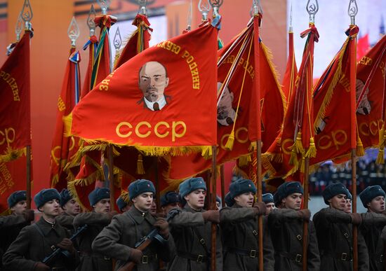 March commemorating 75th anniversary of 1941 military parade on Red Square