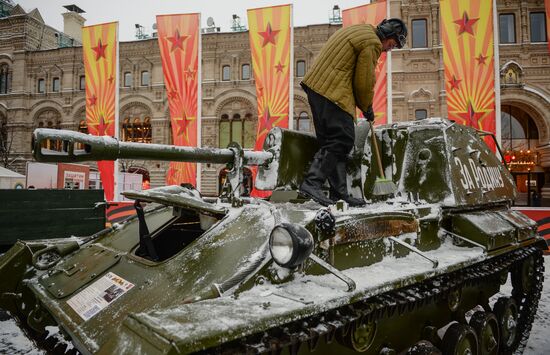 March commemorating 75th anniversary of 1941 military parade on Red Square