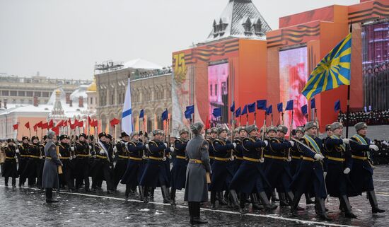 March commemorating 75th anniversary of 1941 military parade on Red Square
