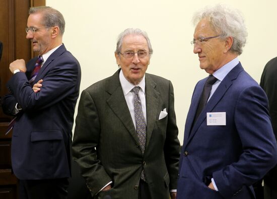 Potsdam Meetings international seminar