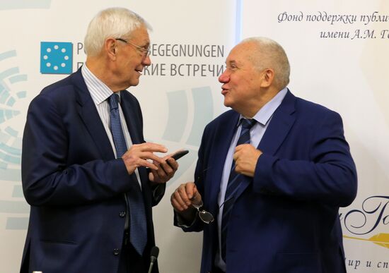 Potsdam Meetings international seminar