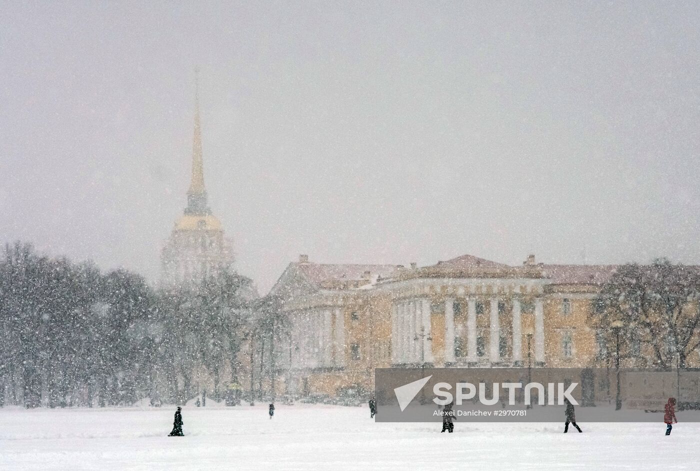 Snowfall in St. Petersburg