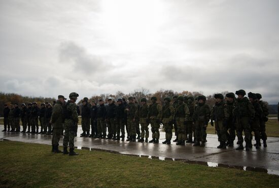Drill of Russian, Belarusian and Serbian airborne forces "Slavic Fraternity-2016"