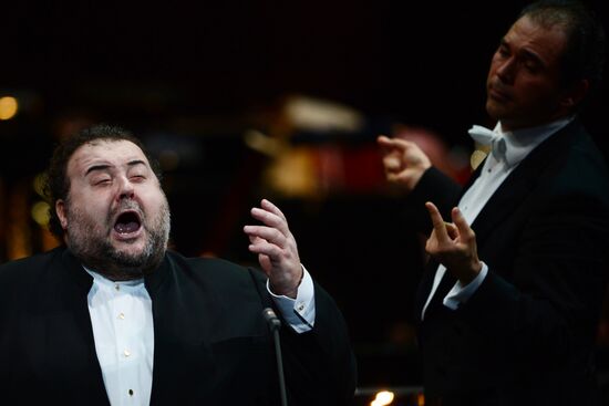 World opera stars gala concert marks Galina Vishnevskaya's 90th birthday